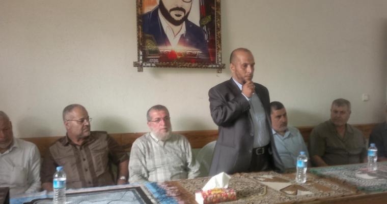  الشيخ أحمد بركة خلال أحد اللقاءات في غزة