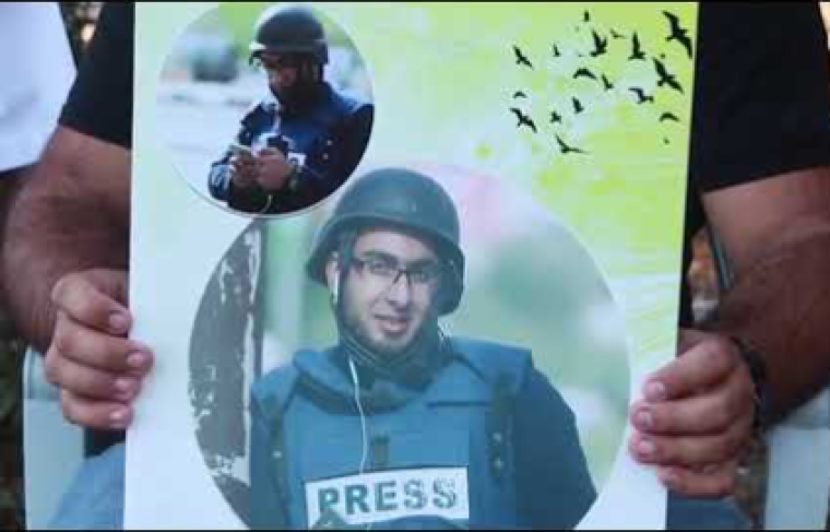 قوات الاحتلال تجدد الاعتقال الإداري للصحفي مجاهد السعدي