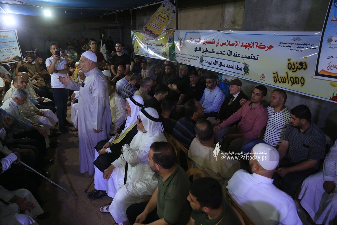 زيارة حرك الجهاد الاسلامي وسرايا القدس الى عائلة ساق الله (3).JPG