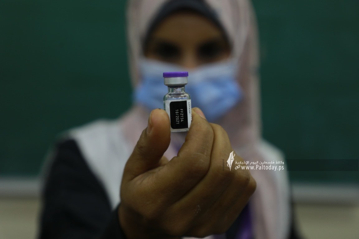تطعيم طلاب مدارس قطاع غزة الثانوية العامة (13).jpeg