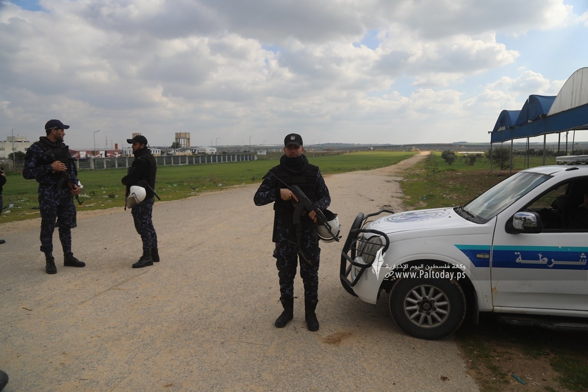 شرطة غزة حواجز (3).JPG