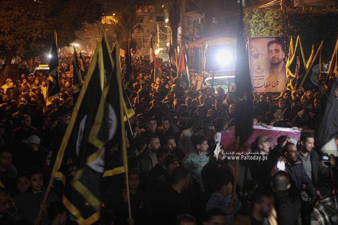 مسيرة جماهيرية دعما واسنادا للأسير هشام أبو هواش المضرب عن الطعام لليوم الـ140 (10).JPG