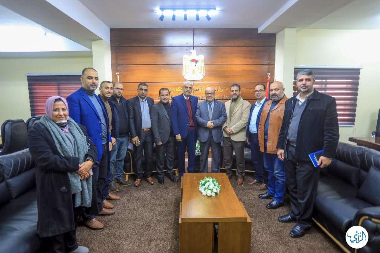 الدعليس و الاطر الصحفية1.jfif