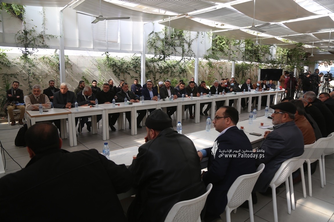  الجهاد الإسلامي تعقد مؤتمراً صحفياً حول محاولة اغتيال القيادي خضر عدنان في قطاع غزة (24).JPG