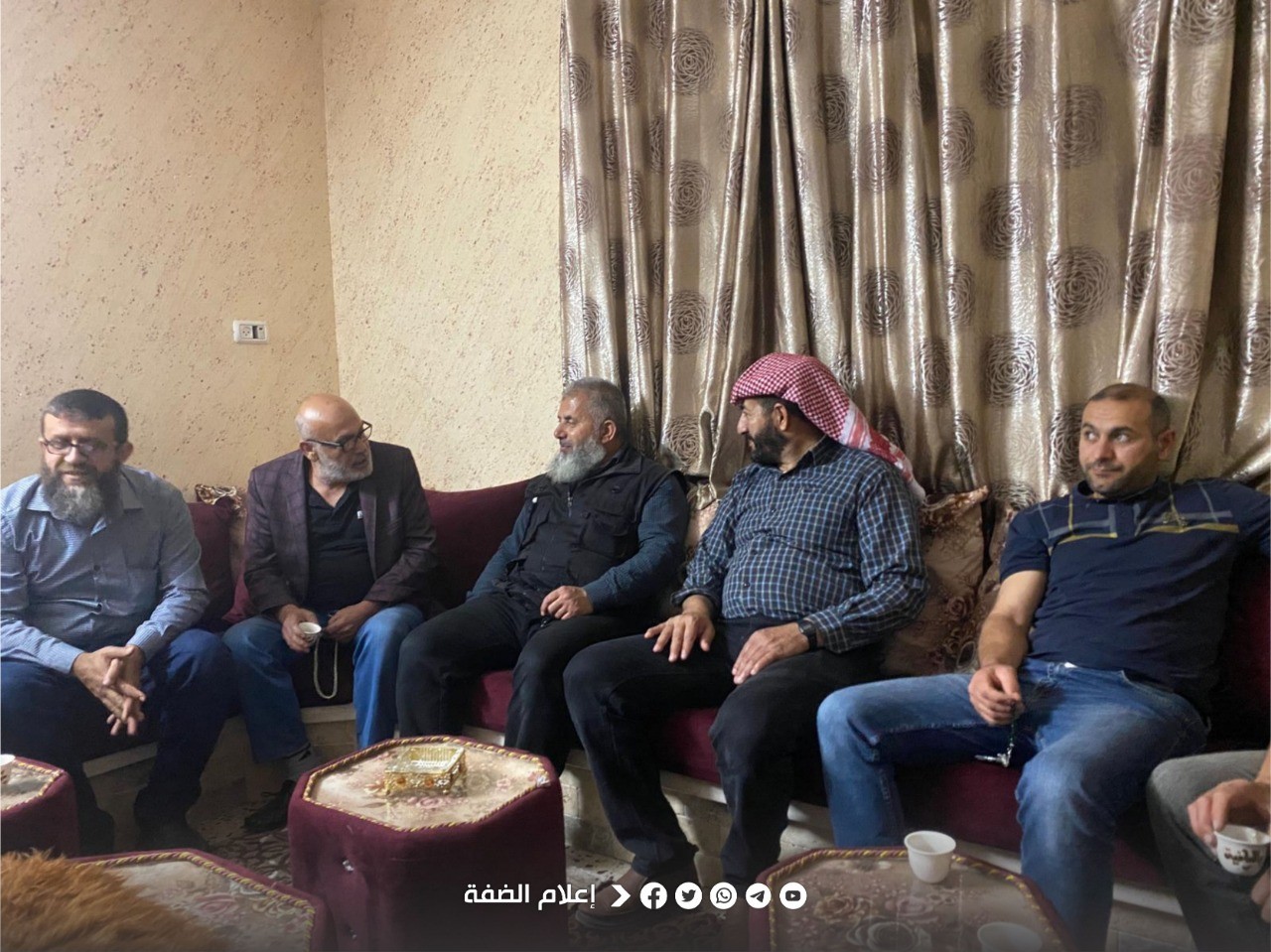 عائلة الشهيدين وأحمد وعزمي عجاج2.jpg