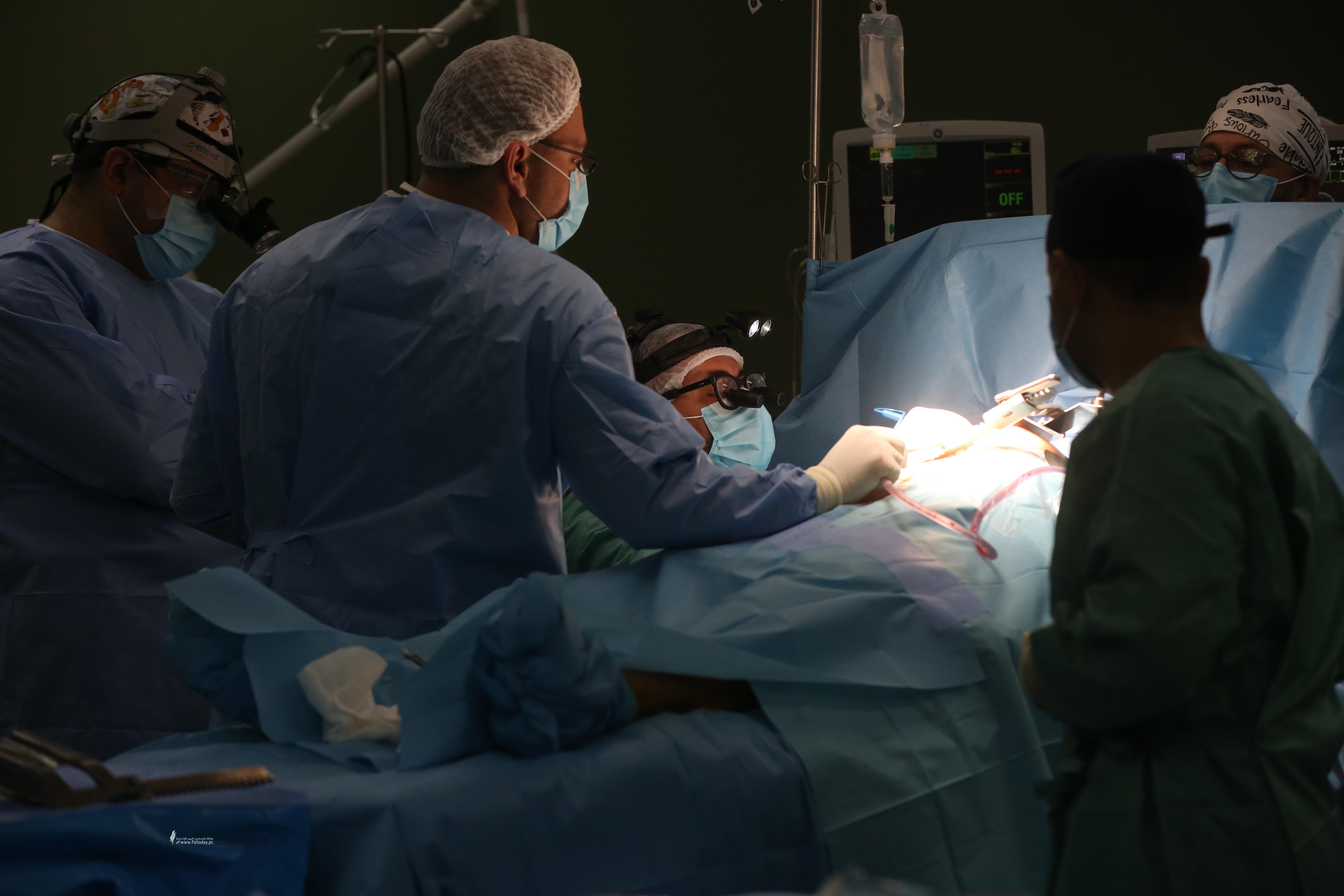 وفد مصري يجري عمليات جراحية في غزة (10).jpg