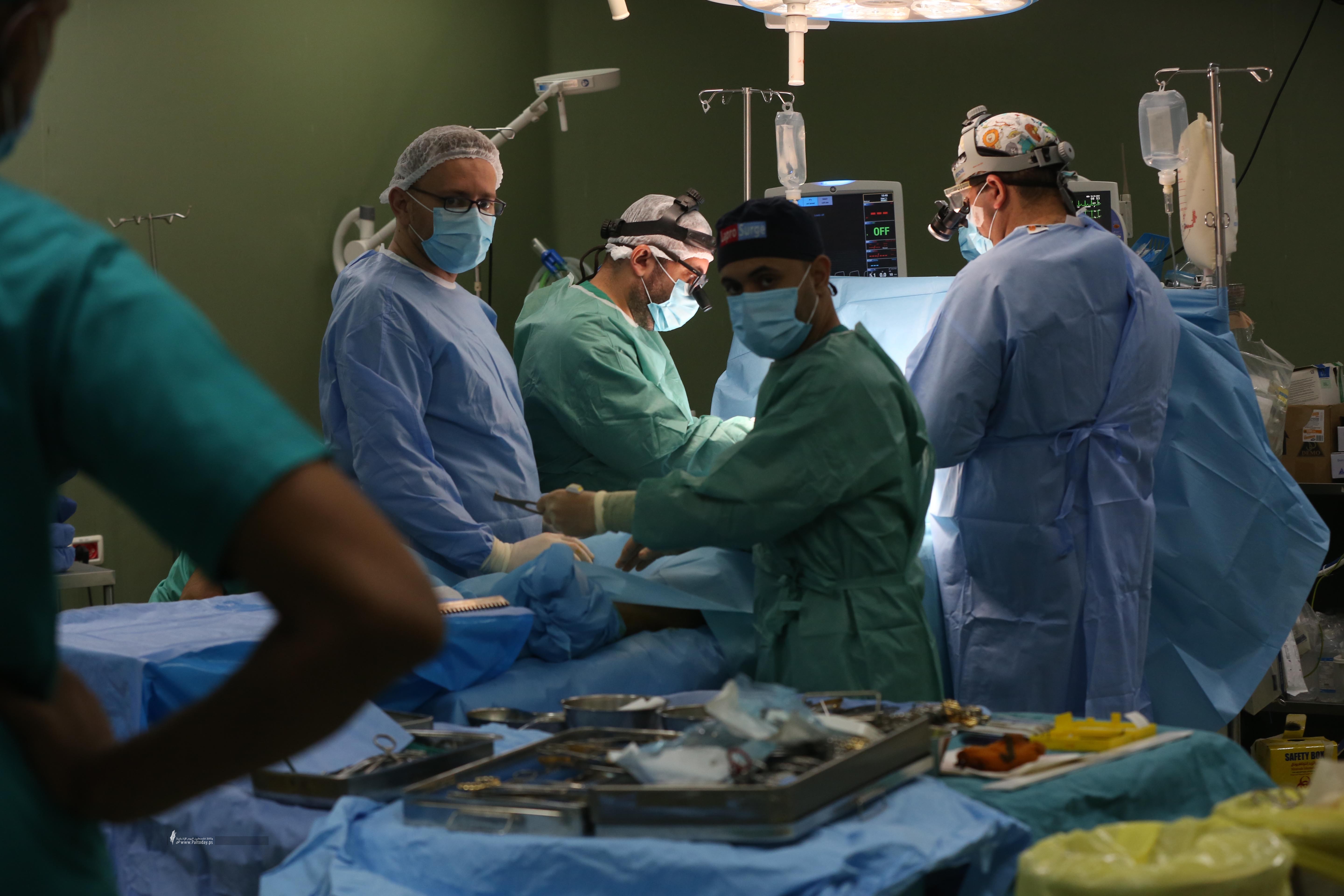 وفد مصري يجري عمليات جراحية في غزة (7).jpg