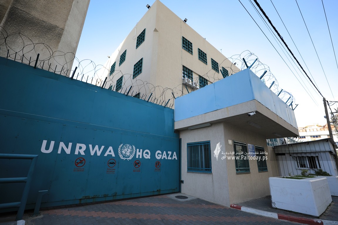   اضراب الأونروا في غزة احتجاجا على عدم تلبية مطالب الموظفين (4).JPG