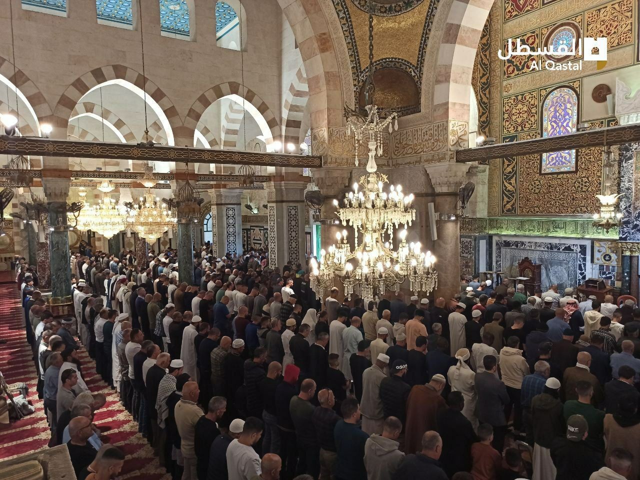 ? صور  جانب من صلاة الجمعة في المصلى القبلي بالمسجد الأقصى (4).jpeg