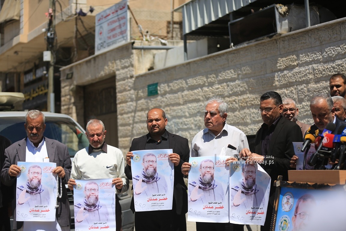 خيمة التضامن مع الشيخ خضر عدنان وسط مدينة غزة تواصل فعالياتها بحضور جماهيري واسع (13).JPG
