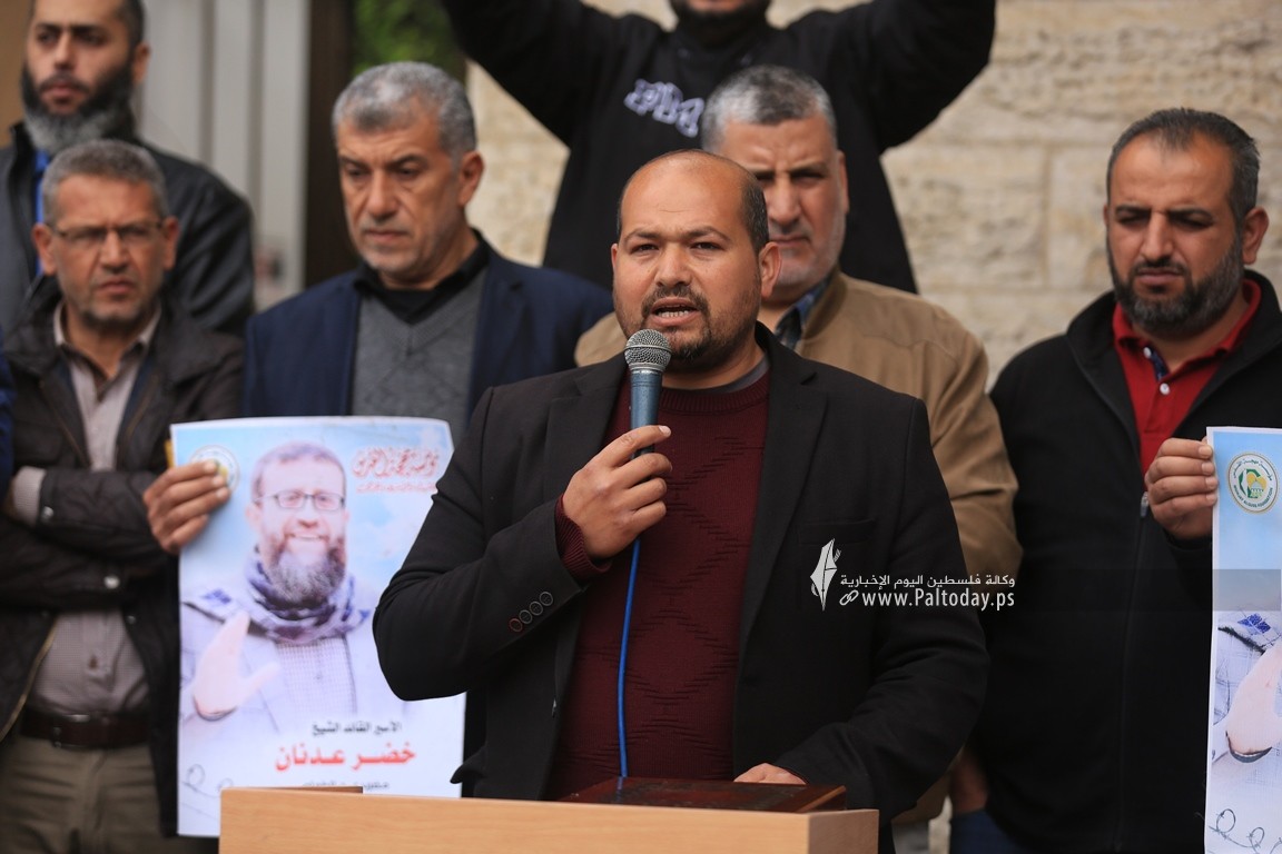 خيمة التضامن مع الشيخ خضر عدنان وسط مدينة غزة تواصل فعالياتها بحضور جماهيري واسع (12).JPG