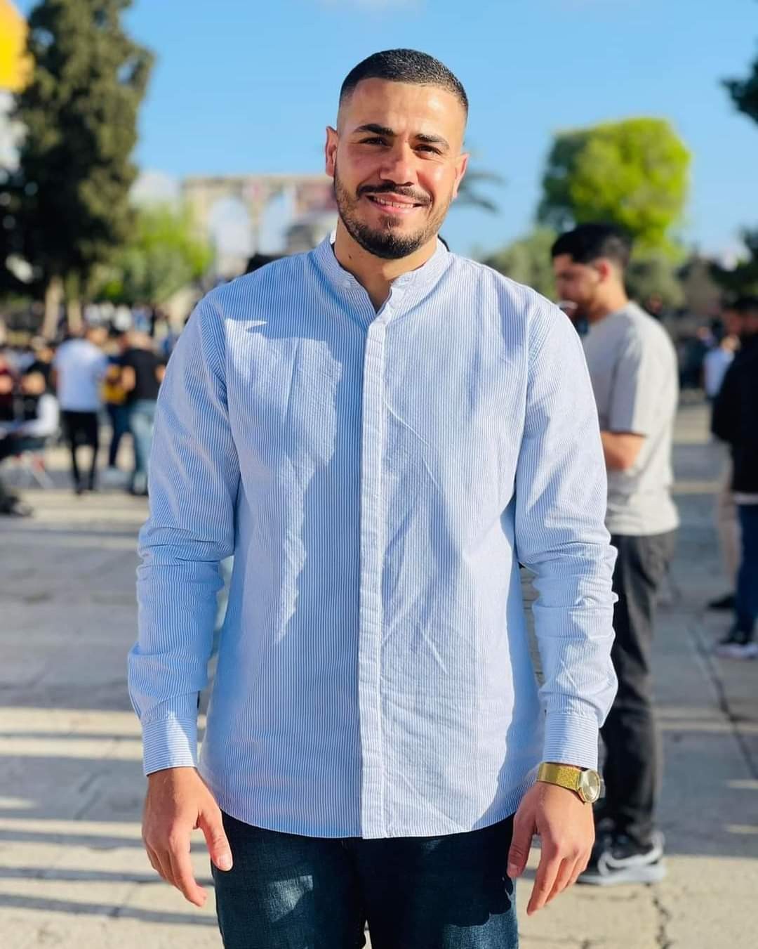  إبعاد الشاب المقدسي محمد عطية