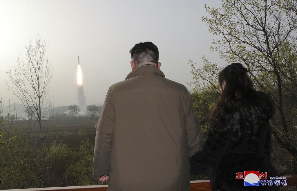صاروخ كوريا الشمالية.jpg