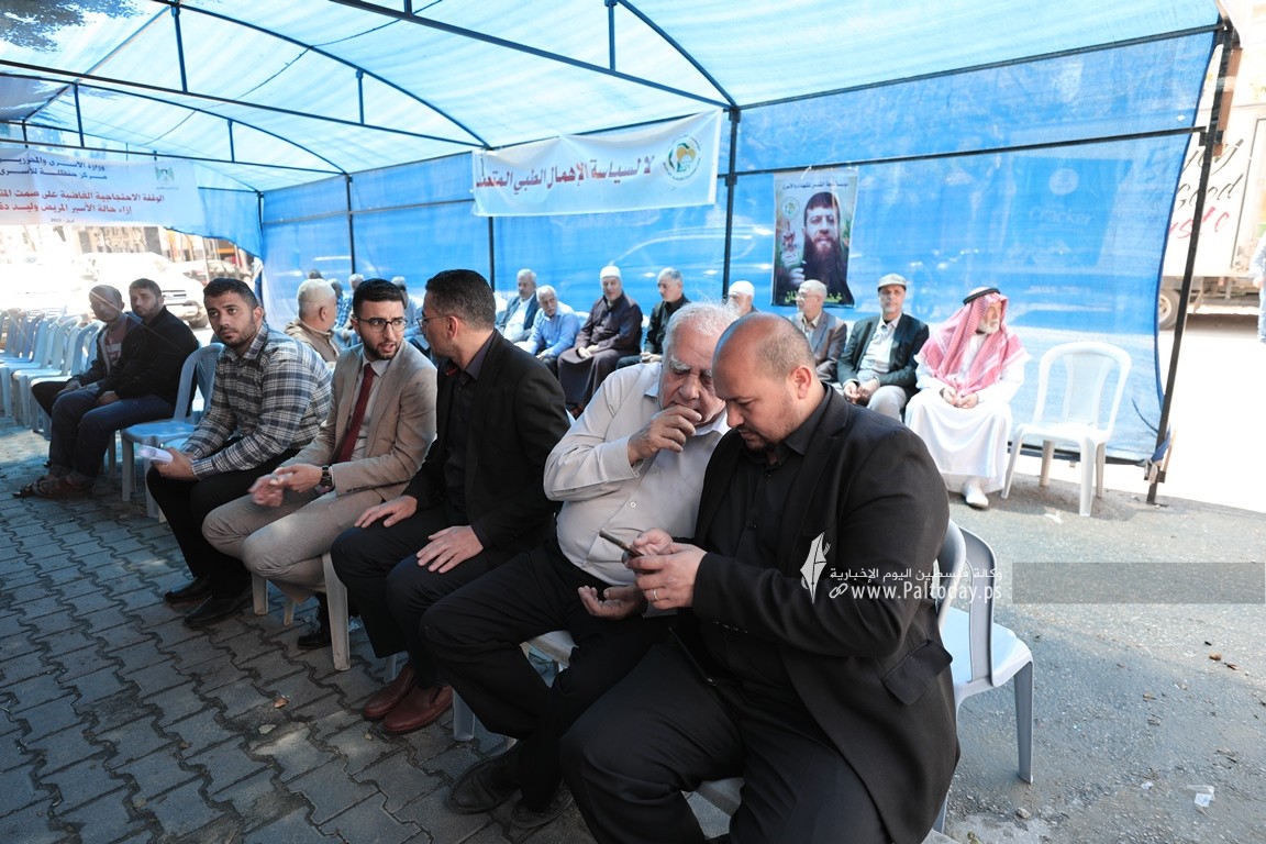 خيمة التضامن مع الشيخ خضر عدنان وسط مدينة غزة تواصل فعالياتها بحضور جماهيري واسع (3).JPG