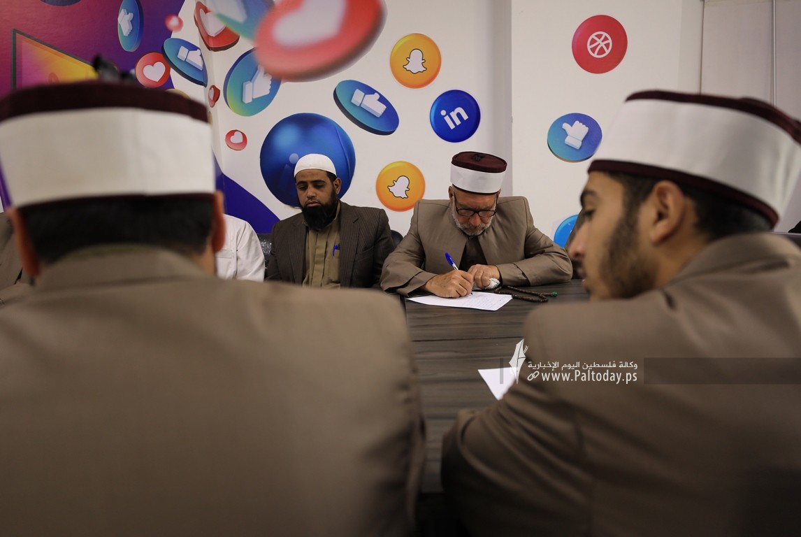  اتحاد الاذاعات والتلفزيونات الاسلامية تنظم ندوة حول دور العلماء في تحشيد الأمة لحماية المقدسات الإسلامية (2).JPG