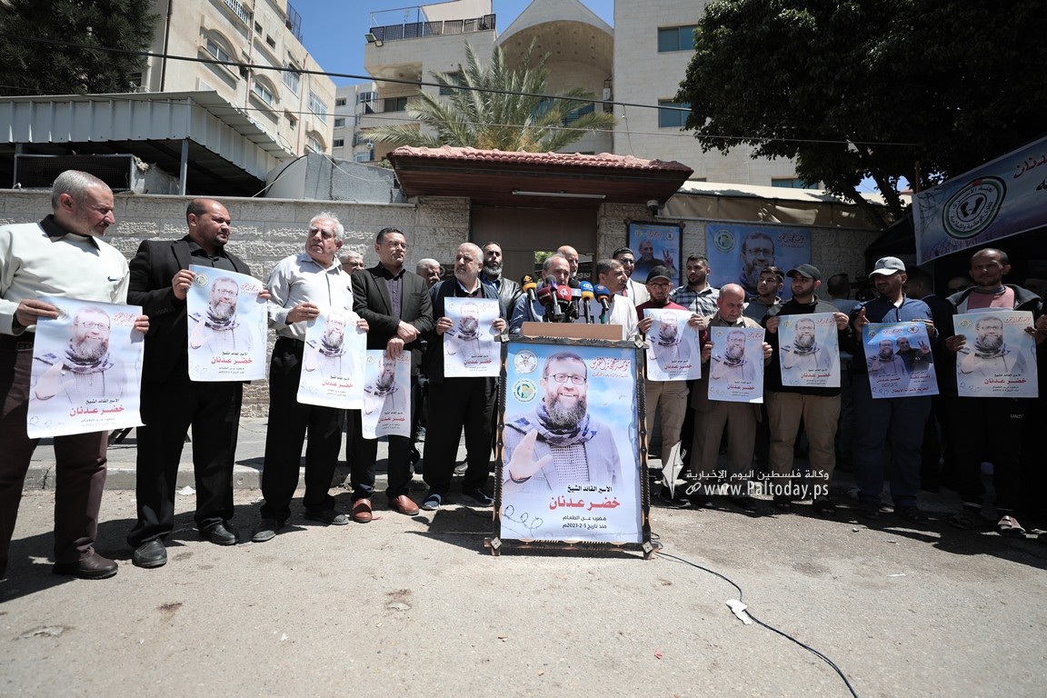 خيمة التضامن مع الشيخ خضر عدنان وسط مدينة غزة تواصل فعالياتها بحضور جماهيري واسع (7).JPG