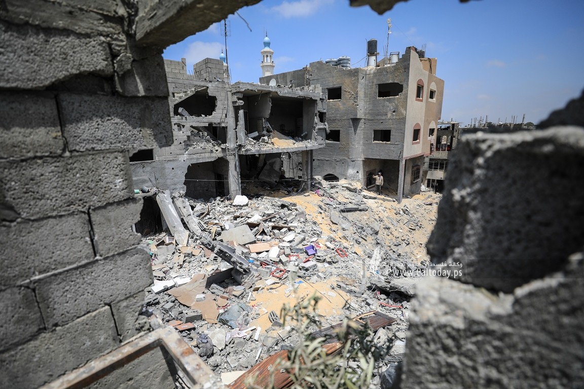 منزل عائلة بنات في بيت لاهيا شمال قطاع غزة خلال معركة ثأر الأحرار (9).JPG