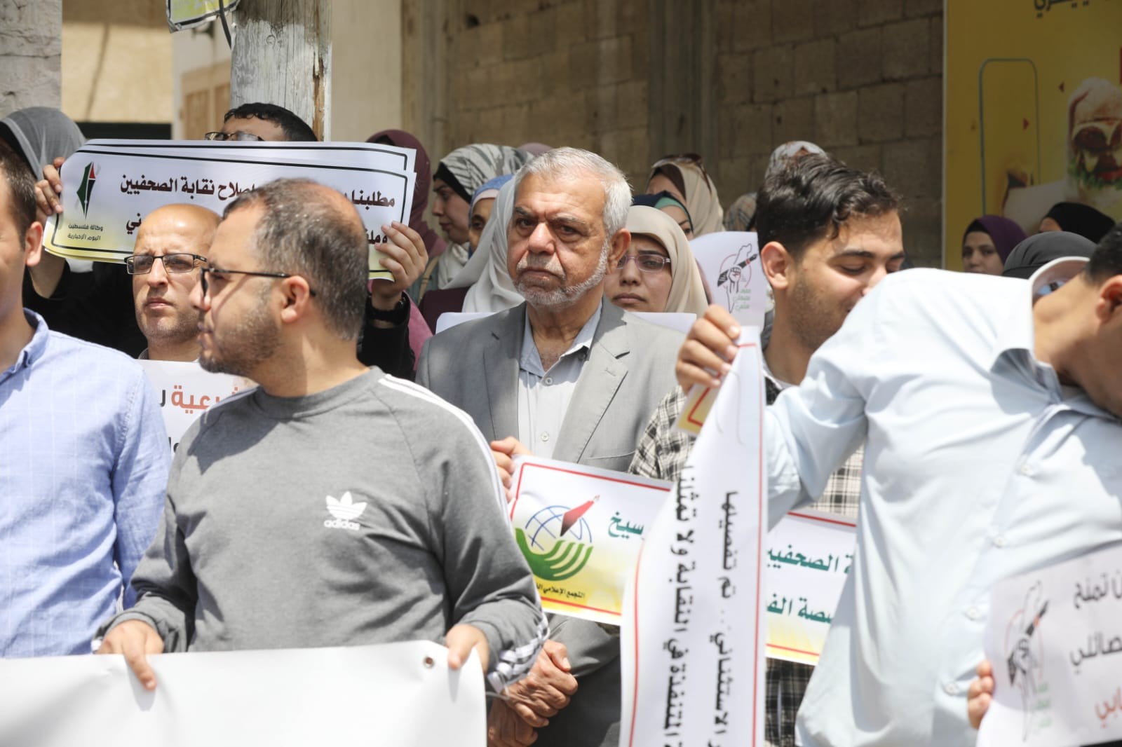 صور من الاعتصام الذي نظمه حراك الصحفيين ضد انتخابات نقابة الصحفيين (13).jpg