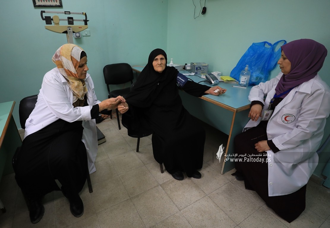 بدء تطعيم حجاج قطاع غزة في المراكز الصحية (2).JPG