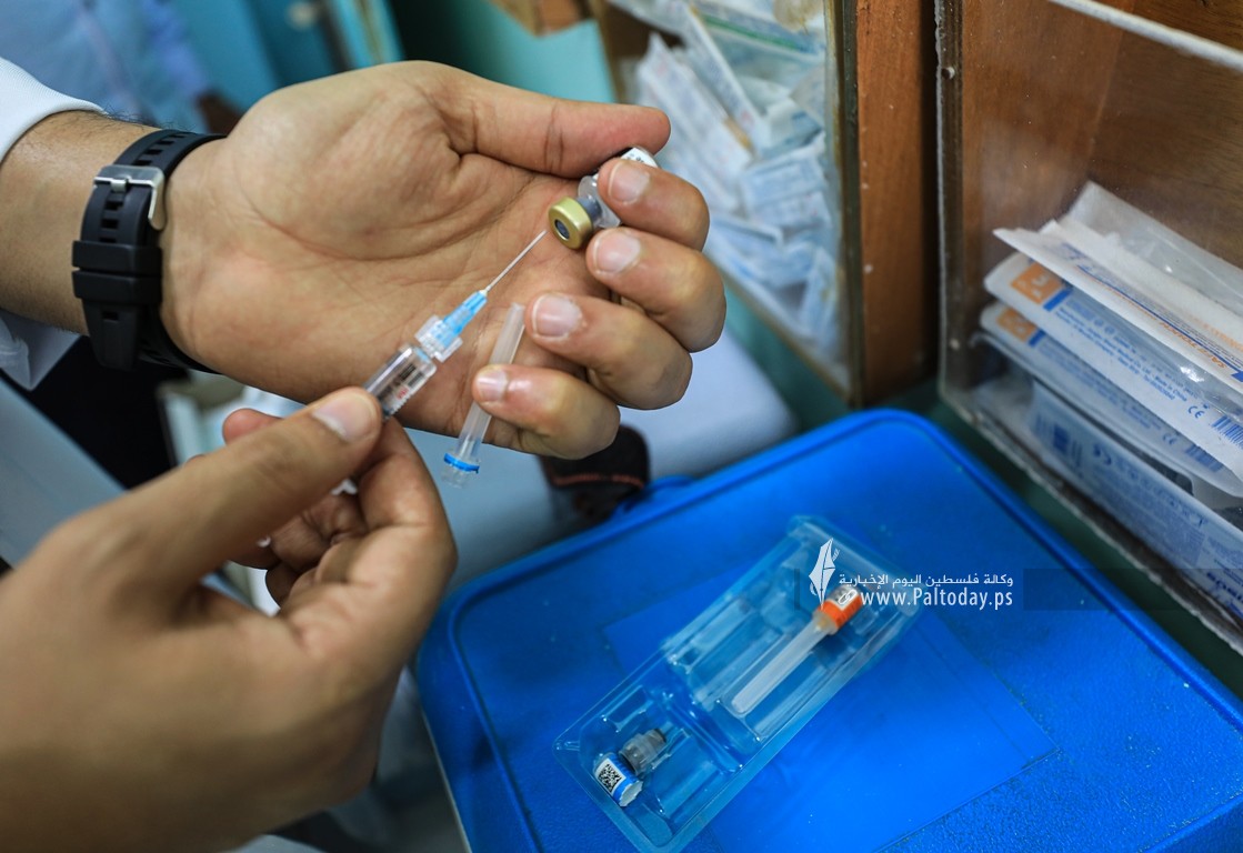 بدء تطعيم حجاج قطاع غزة في المراكز الصحية (10).JPG