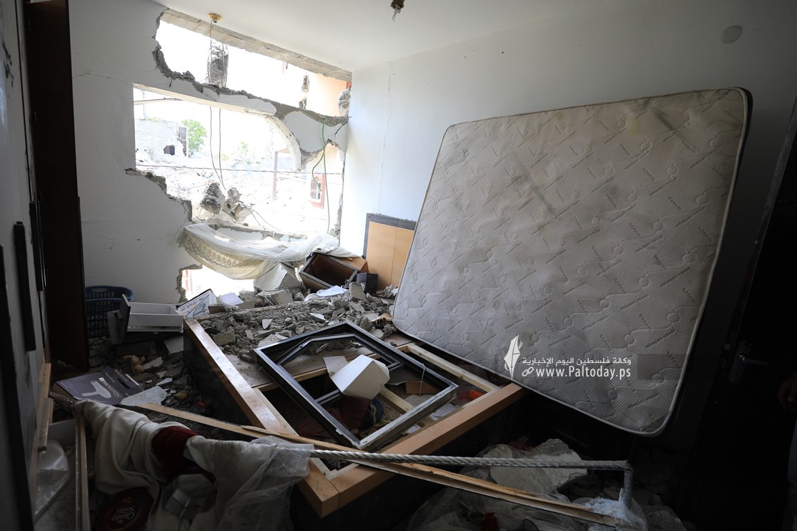 عريس عطا عليان بعد قصف شقته في بيت لاهيا (5).JPG