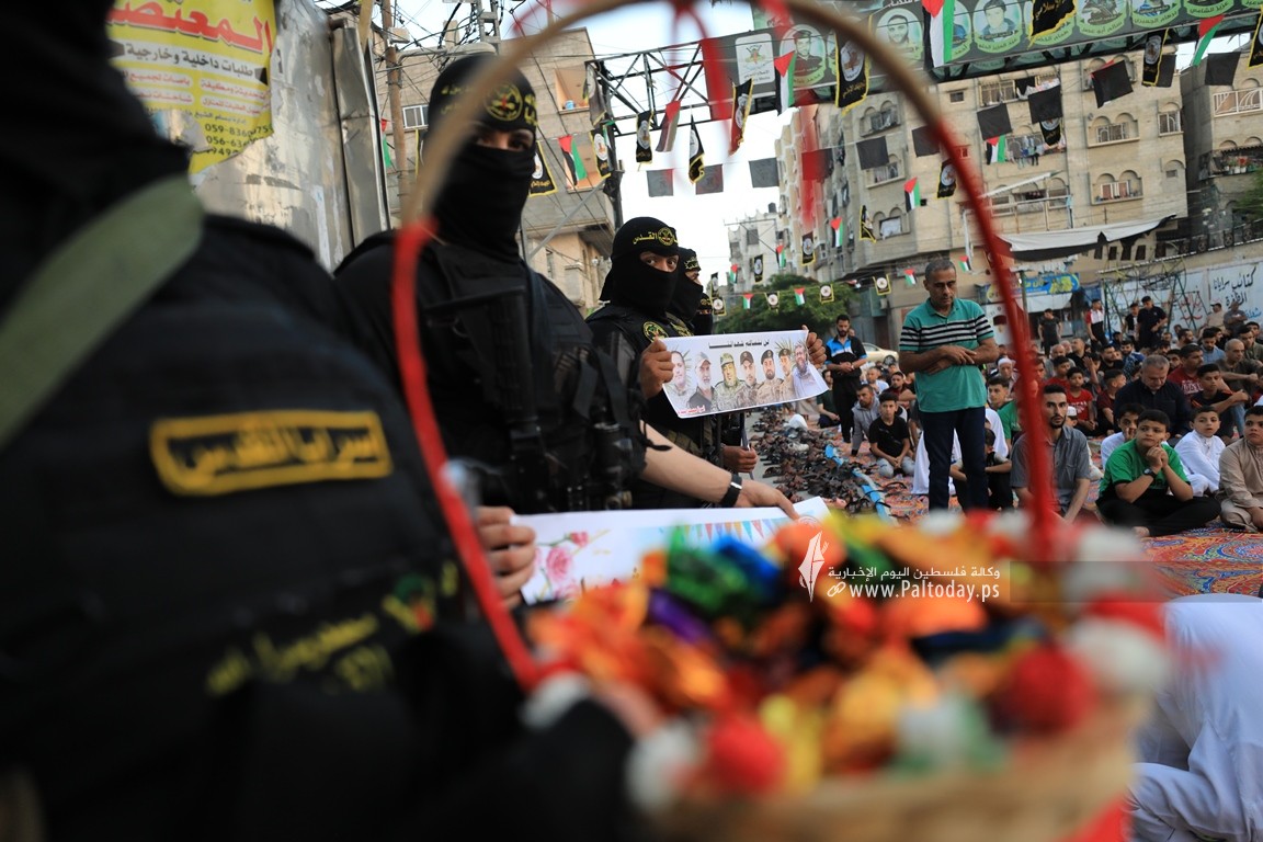 الجهاد الإسلامي تقيم صلاة عيد الأضحى في العراء بمدينة غزة (4).JPG