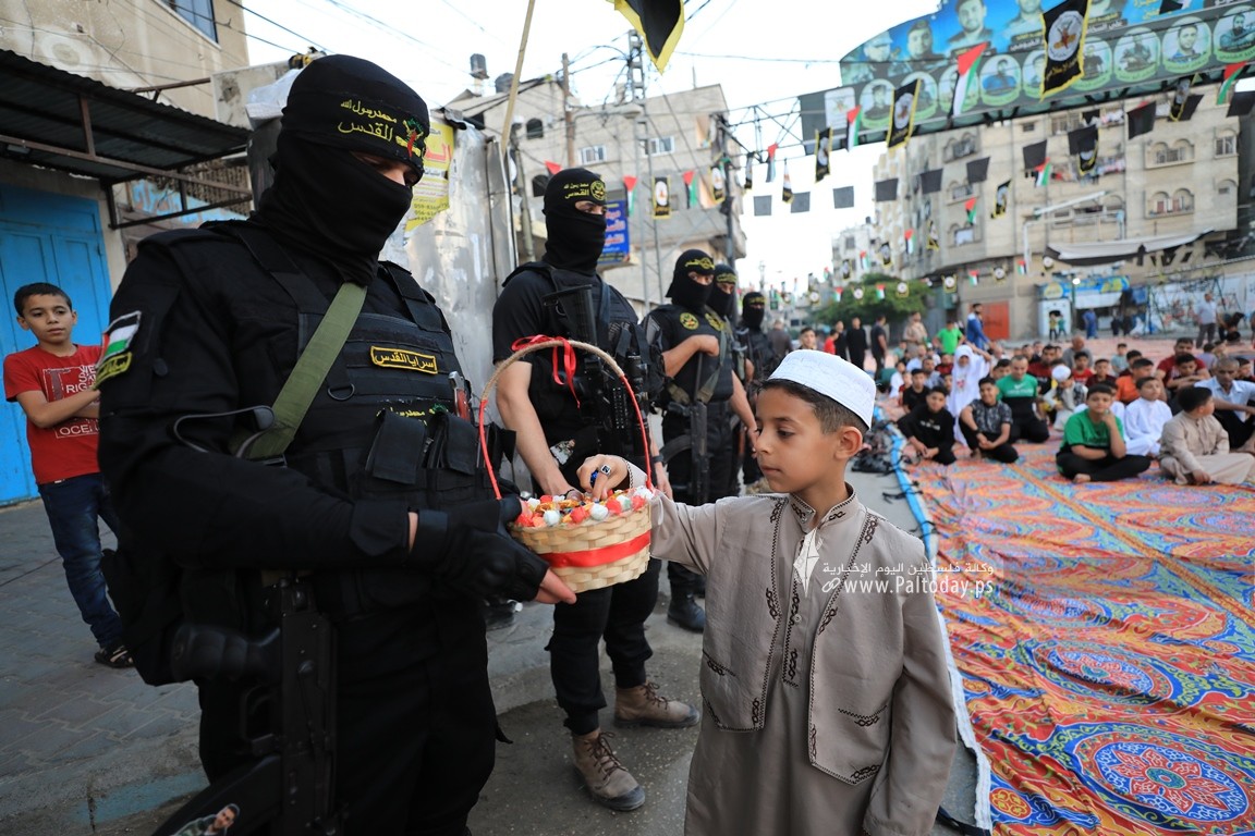  الجهاد الإسلامي تقيم صلاة عيد الأضحى في العراء بمدينة غزة (1).JPG