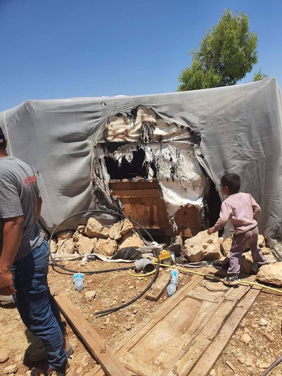 مستوطنون يطلقون النار باتجاه قرية المغير