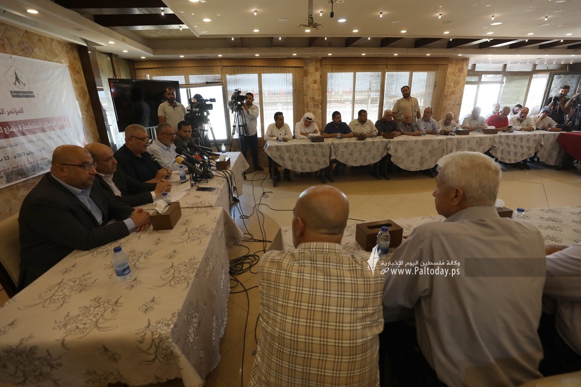 الفصائل الفلسطينية المقاطعة لاجتماع الأمناء العامين تعقد مؤتمراً صحفياً في غزة (4).JPG
