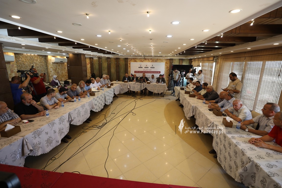 الفصائل الفلسطينية المقاطعة لاجتماع الأمناء العامين تعقد مؤتمراً صحفياً في غزة (3).JPG