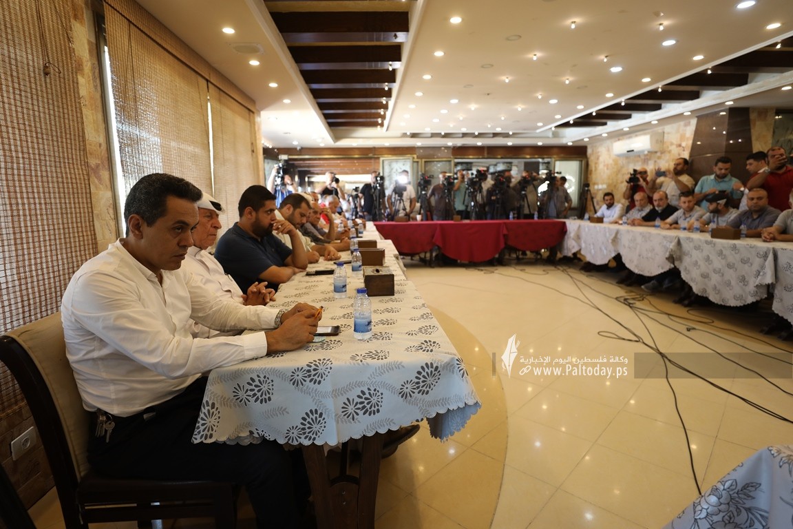 الفصائل الفلسطينية المقاطعة لاجتماع الأمناء العامين تعقد مؤتمراً صحفياً في غزة (8).JPG