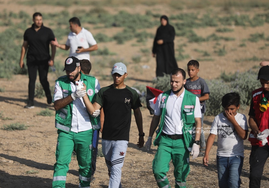 جماهير حاشدة تشارك في فعالية إحياء ذكرى إحراق الأقصى الـ54 بمخيم ملكة شرقي مدينة غزة (4).JPG
