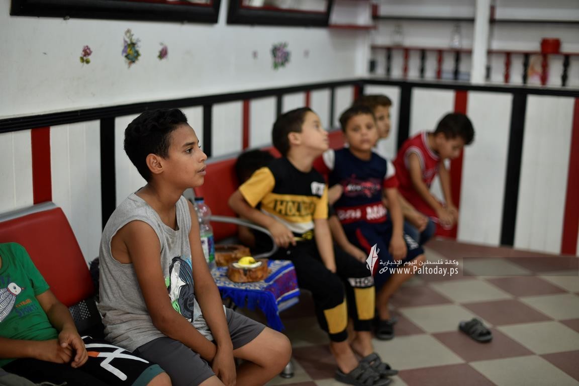 حلاقة مجانا (9).JPG
