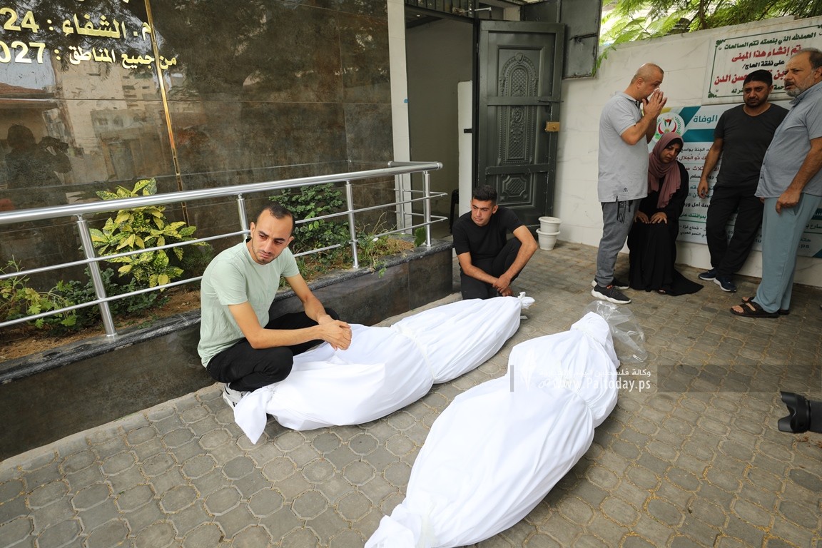  شهداء العدوان الصهيونى على قطاع غزة من مجمع الشفاء الطبي (12).JPG