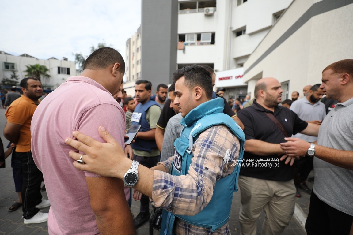 الزميل الصحفي في قناة فلسطين اليوم محمد بعلوشة جراء قصف اسرائيلي استهدف منزله  شمال غزة (2).JPG