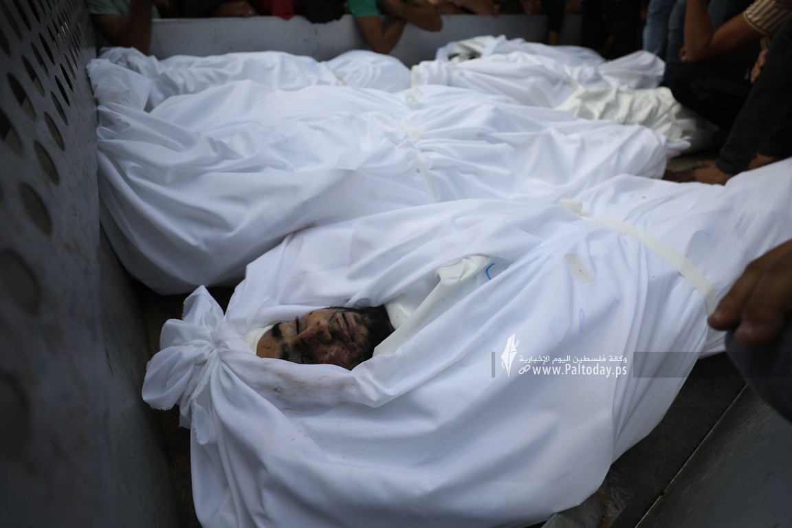  شهداء العدوان الصهيونى على قطاع غزة من مجمع الشفاء الطبي (22).JPG