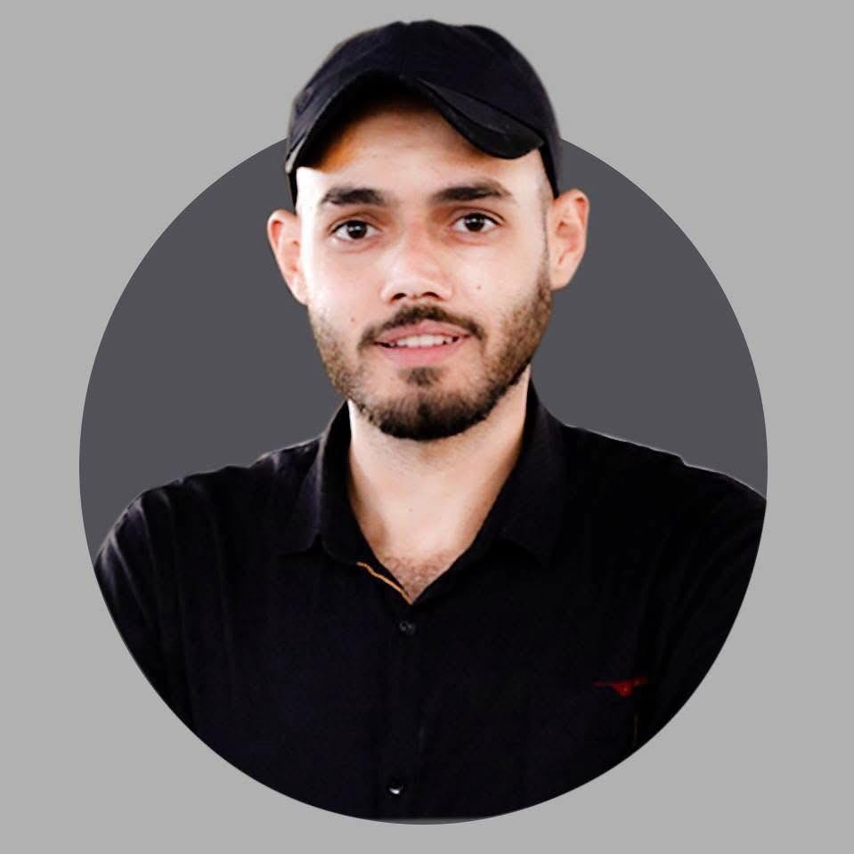 الصحفي أحمد أنور الحلو