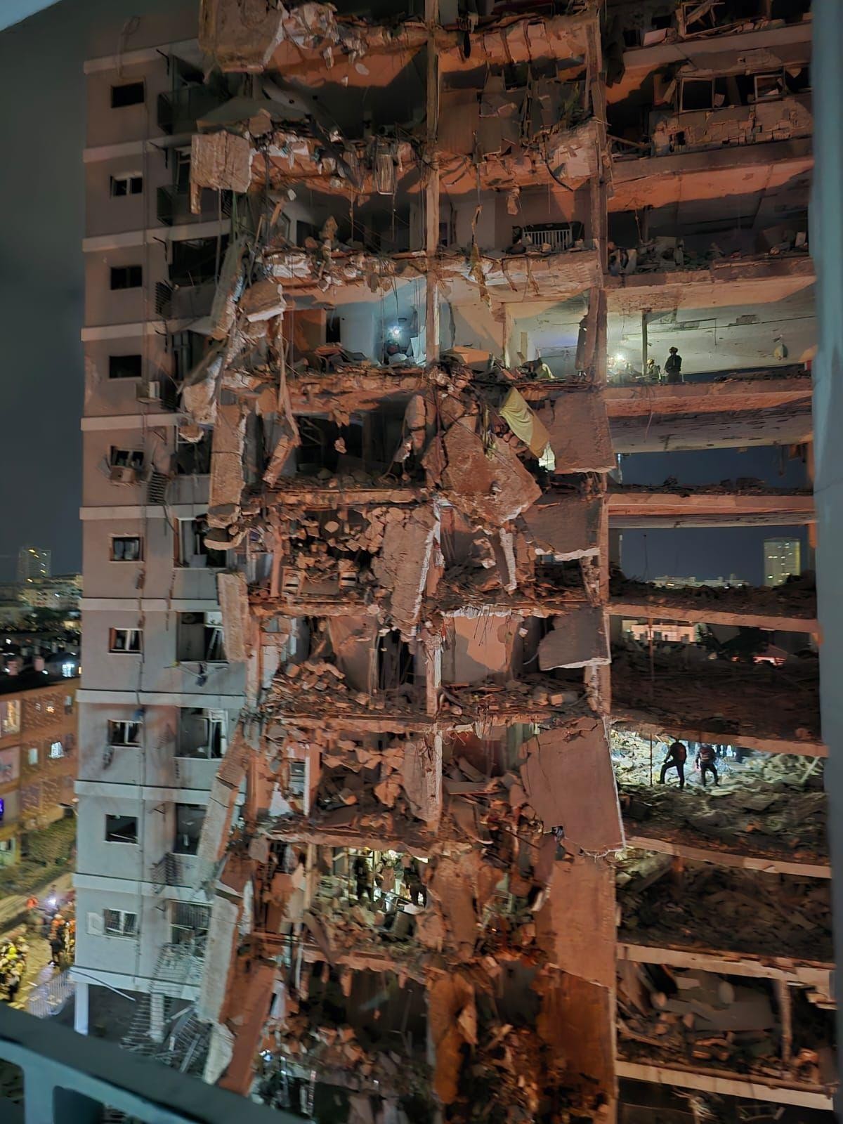 قصف بات يام