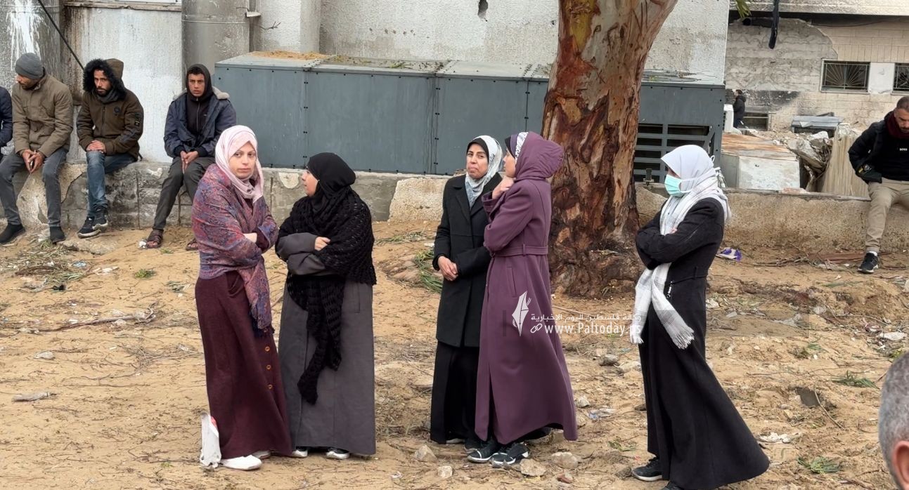وداع شهداء سقوط الخيمة غرب غزة (4).jpeg