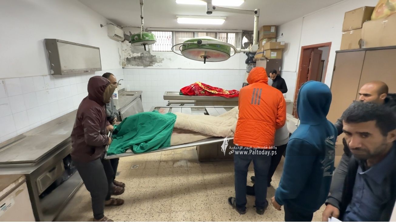 وداع شهداء سقوط الخيمة غرب غزة (2).jpeg