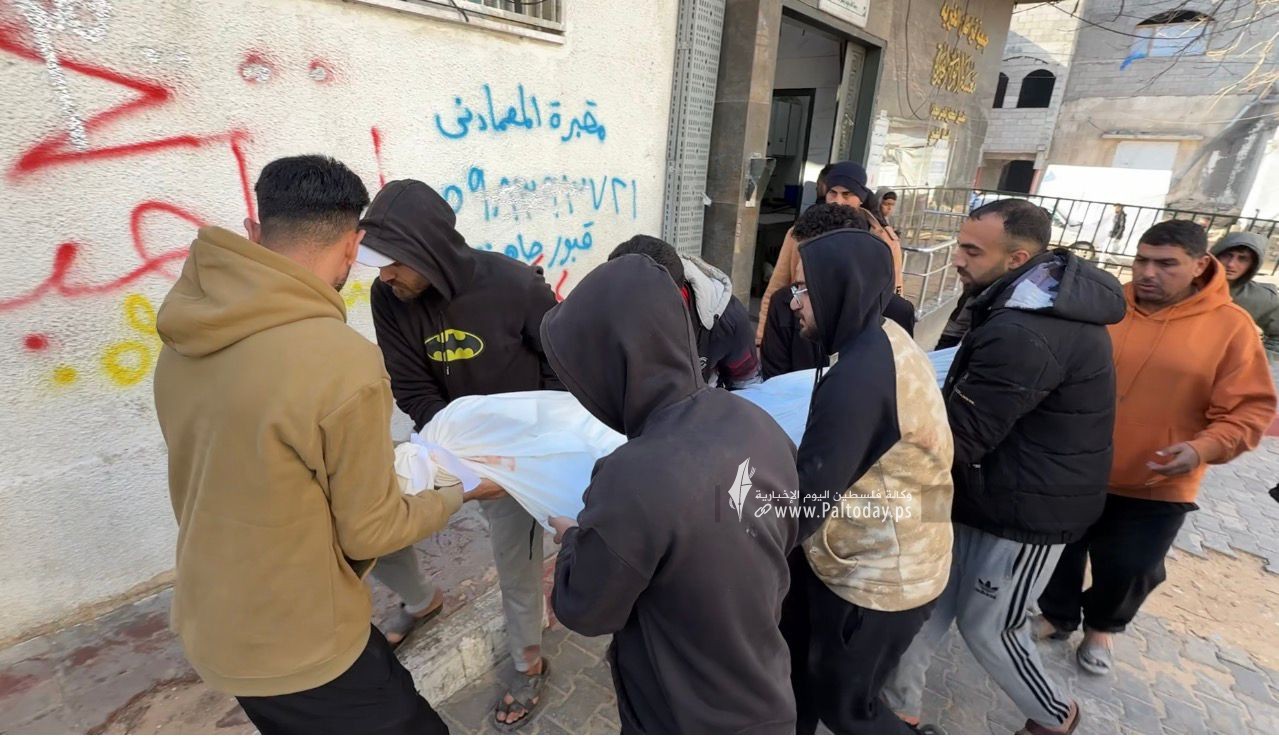 وداع شهداء في غزة.jpeg