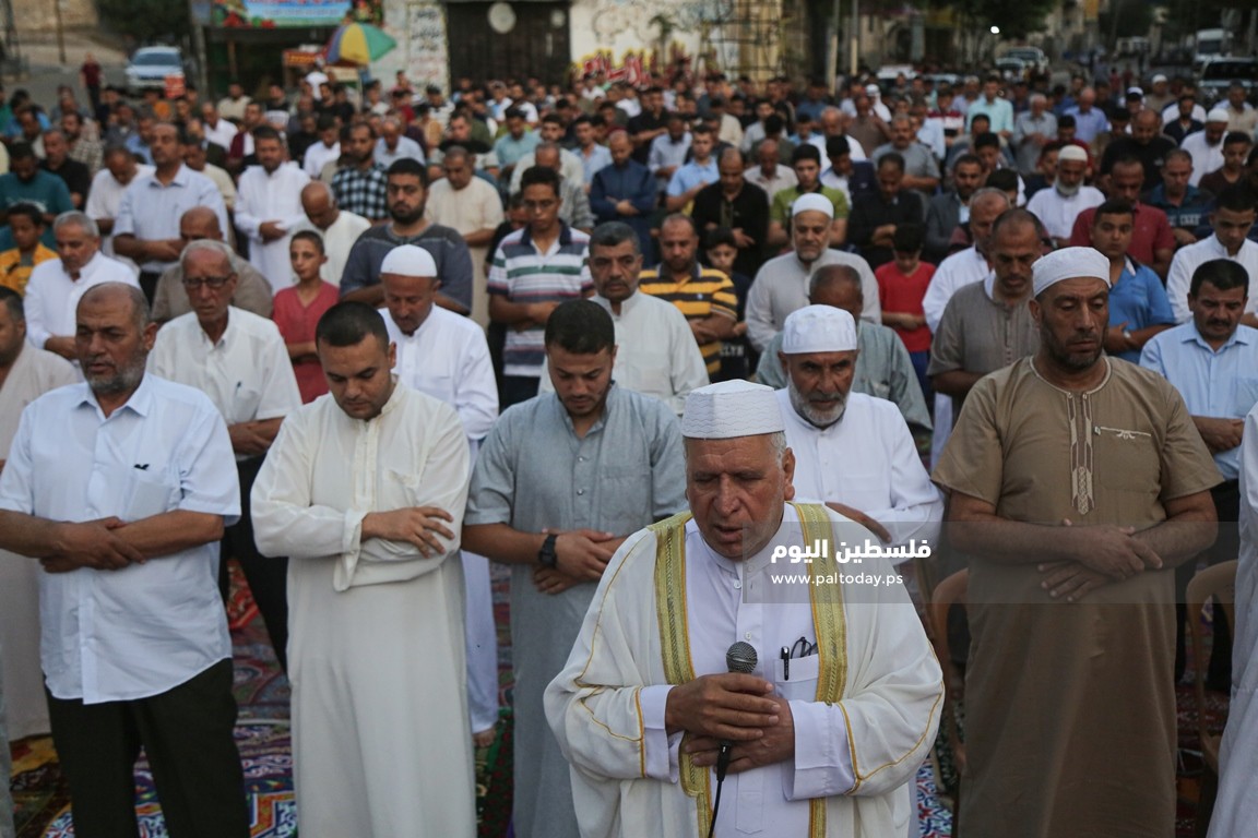 صلاة عيد الاضحى في العراء (12).JPG